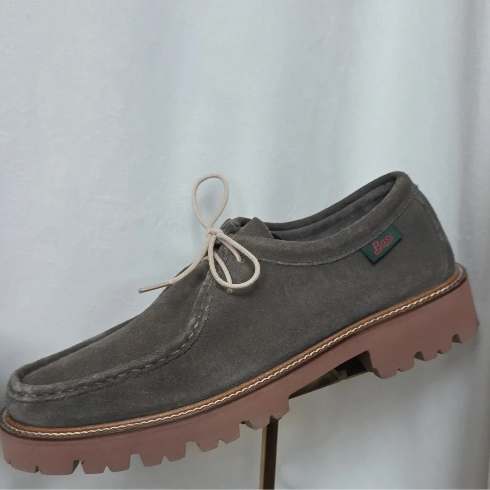 G.H. Bass Wallace Suede Lug Sole Moc Shoes, Size 9.5. Classic hand-sewn styling.